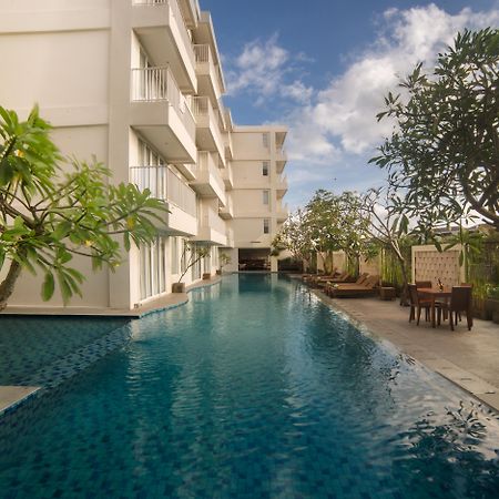 โรงแรมพารากอน เซมินยัค ภายนอก รูปภาพ