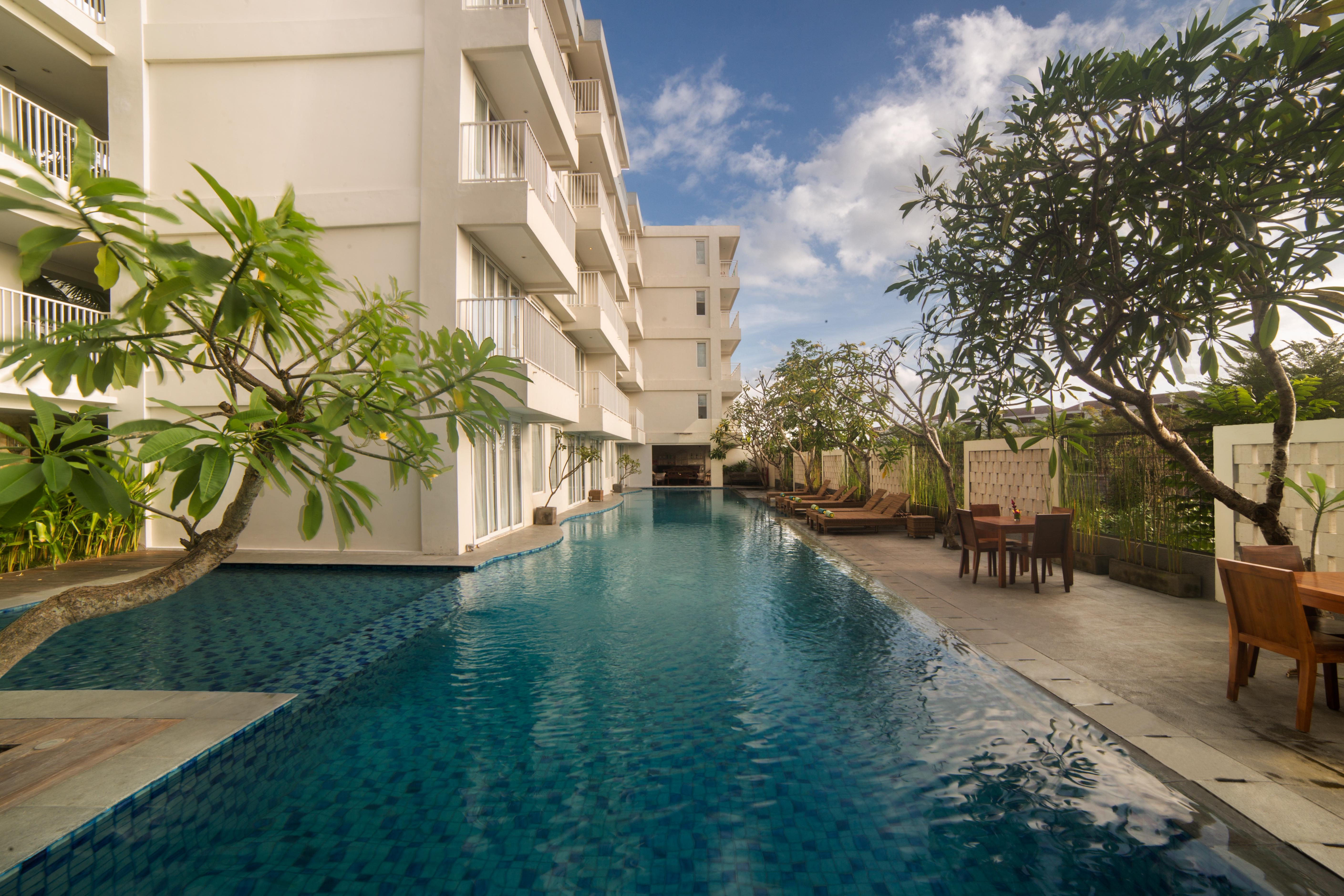 โรงแรมพารากอน เซมินยัค ภายนอก รูปภาพ