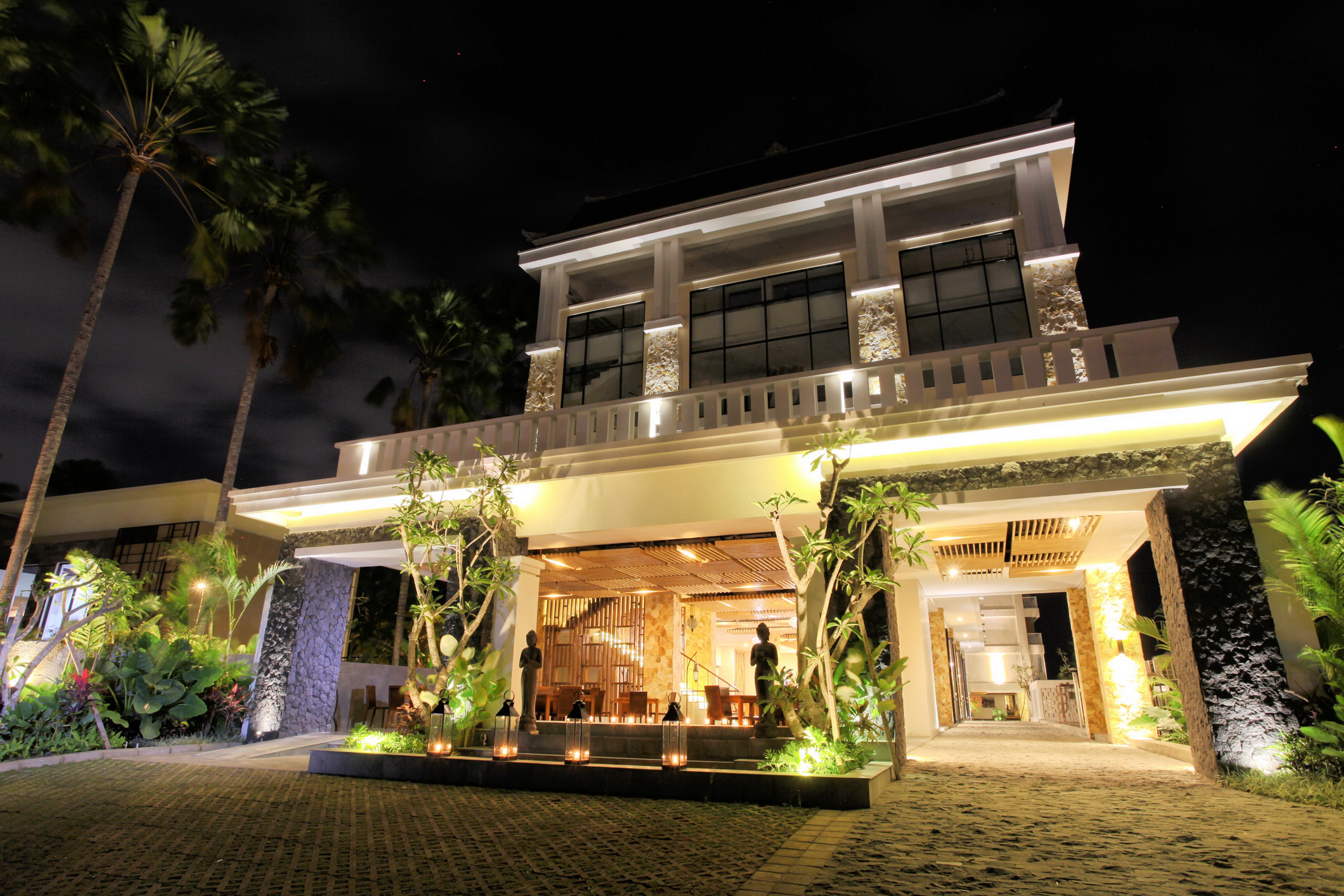 โรงแรมพารากอน เซมินยัค ภายนอก รูปภาพ