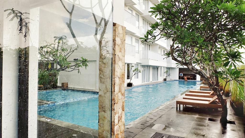 โรงแรมพารากอน เซมินยัค ภายนอก รูปภาพ